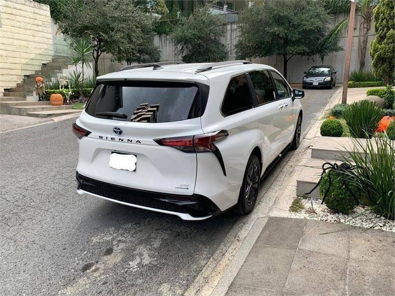 Se vende TOYOTA SIENNA XLE XLE Piel 2024 Avisos de Ocasión